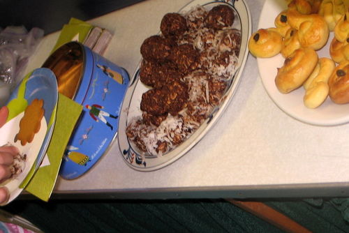 Owne's christmas party and books 035