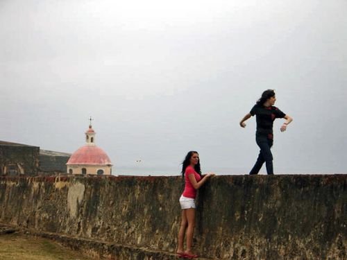 28904_1327669920944_1506810059_30899052_145784_n