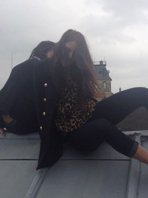 Luluandzuzuontheroof Luluandzuzuontheroof